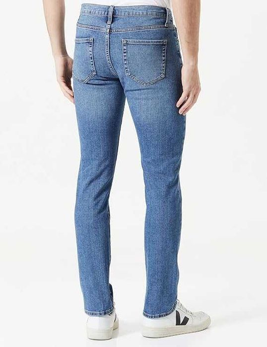 Męskie Spodnie AMAZON ESSENTIALS 30W 32L Athletic-fit Stretch Jeans