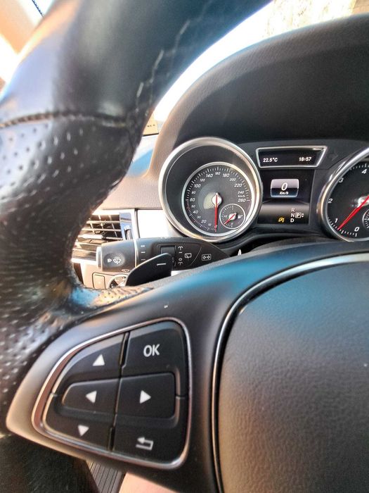 Mercedes GLE 250 D-4Matic-9G TRONIC-AMG LINE- FULL EXTRAS