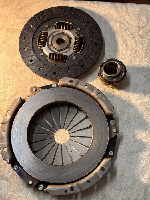 Зчеплення в зборі ніва Шевроле