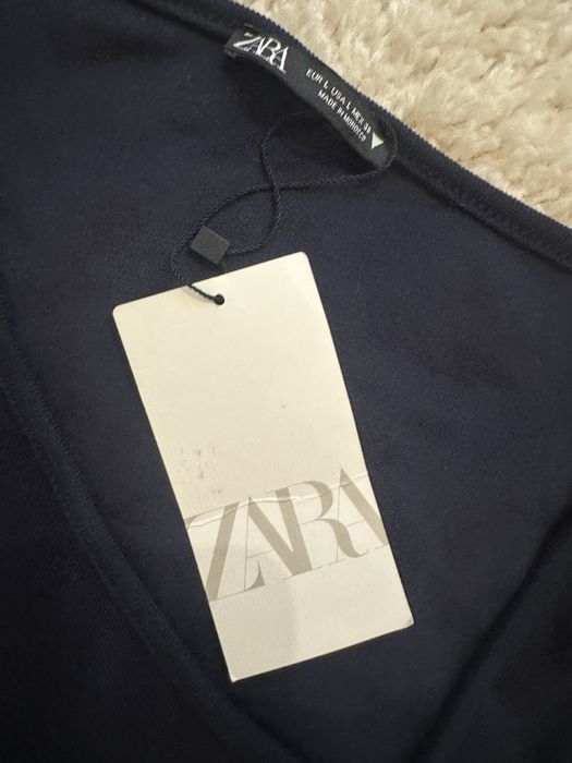 Новий лонгслів Zara розмір L
