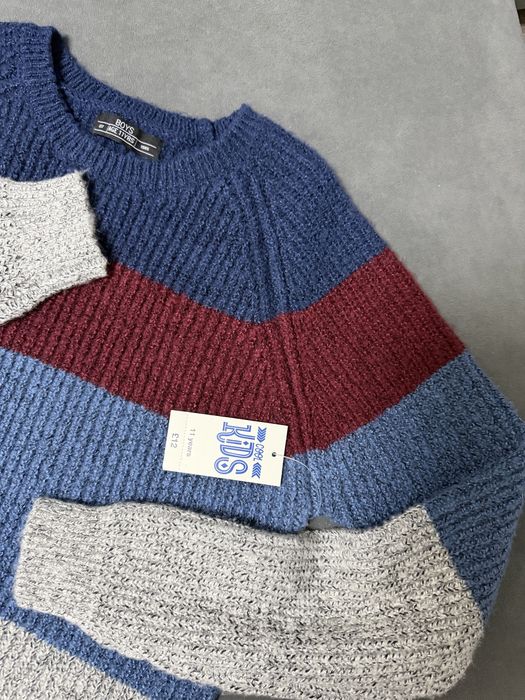 Світер на хлопчика 11 років 140 см