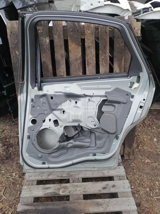 drzwi prawe tył tylne ford MONDEO MK4 HB T6