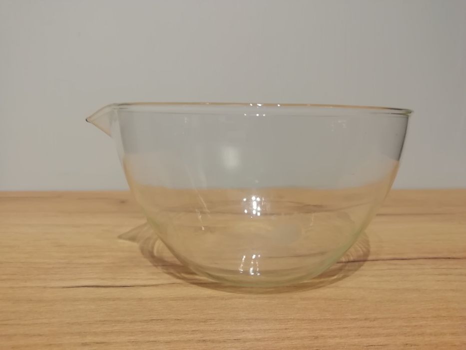 Szklana laboratoryjna parownica/krystalizator  pojemności 300 ml