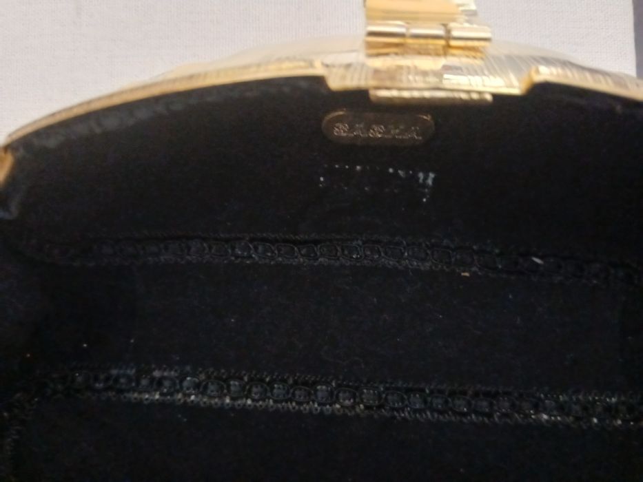 mala clutch de festa dourada
