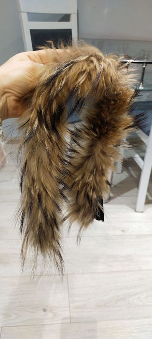 Naturalne futerko obszycie kaptura 61cm