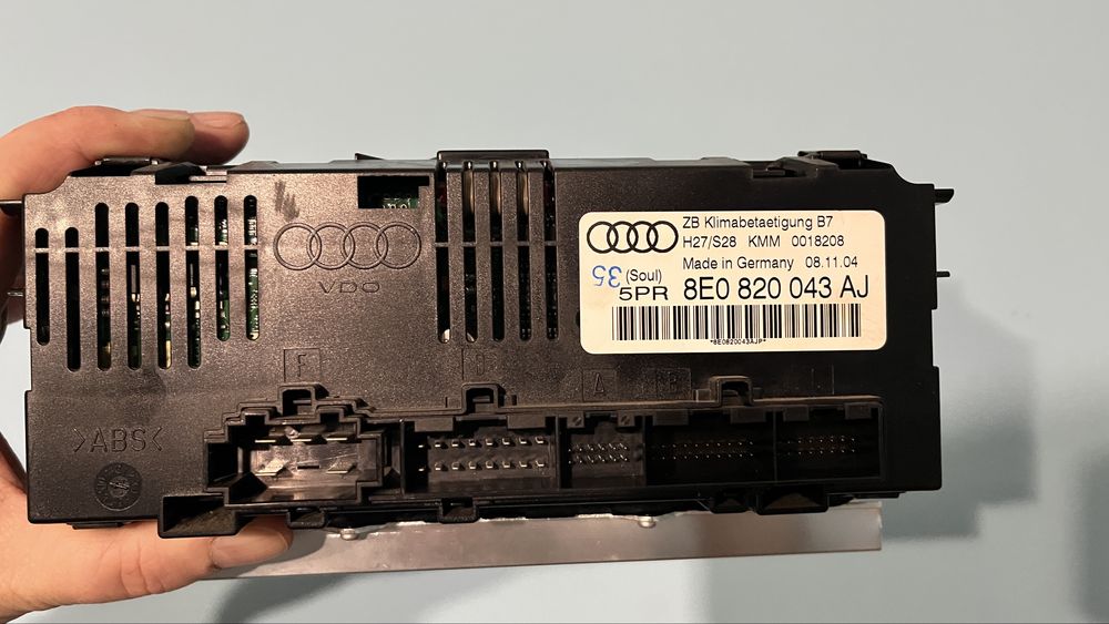 Panel klimatyzacji Klimatronik audi A4 B6/B7 Din 1