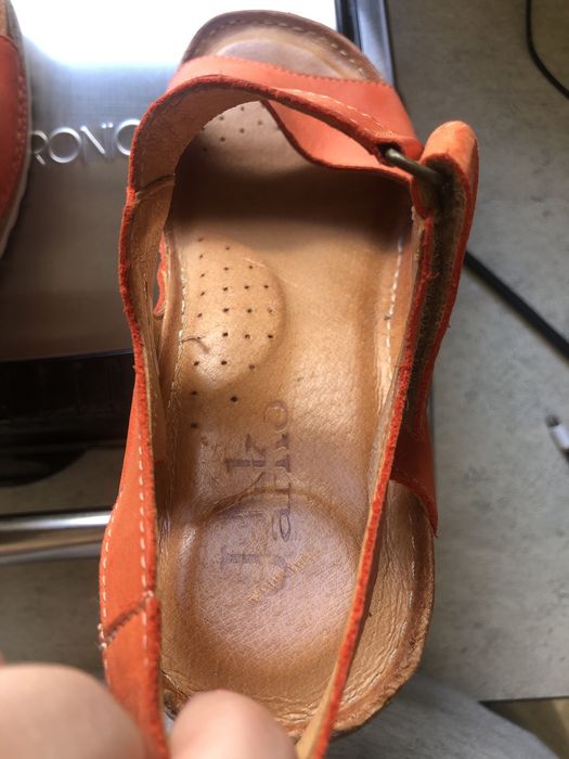 Sandały  buty skórzane Jarko na koturnie jak nowe 40 41 26 cm