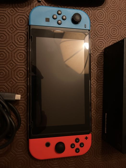 Nintendo switch V2 desbloqueada + SD 128Gb