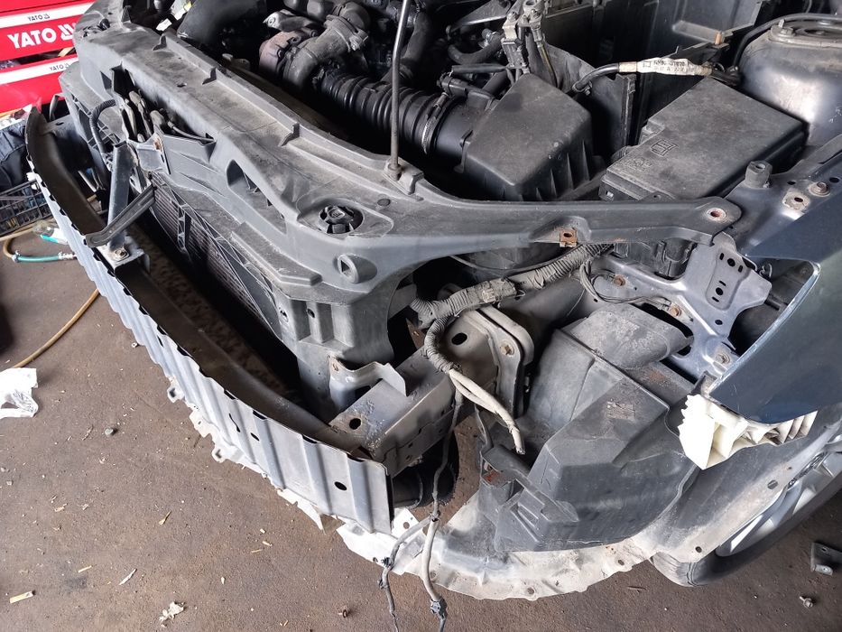 Pas przedni mazda3 1.6d