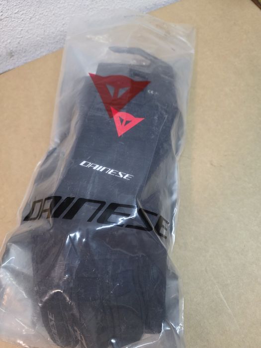Luvas Dainese novas