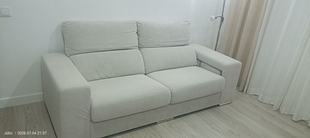 Sofá cama com  2 lugares
