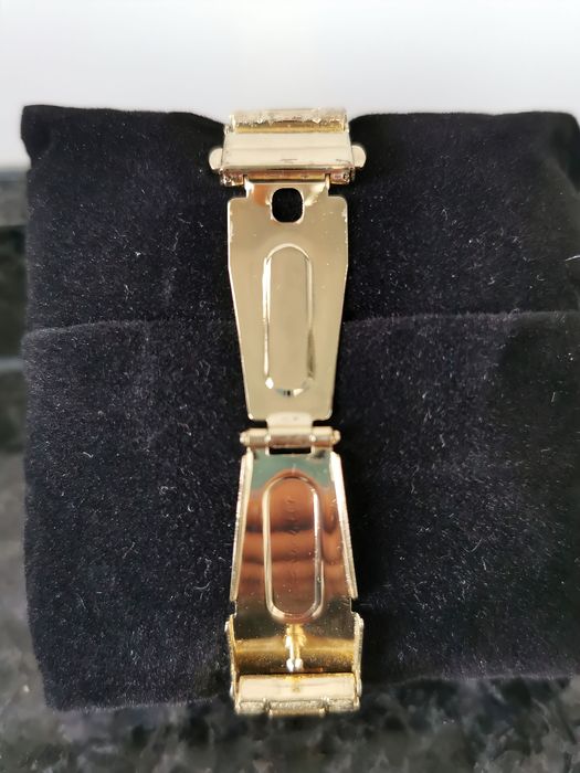 Relógio Vintage Emporia com Bracelete Dourada