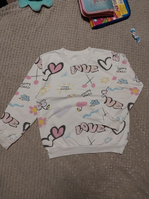 Кофточка для дівчинки 122розмір