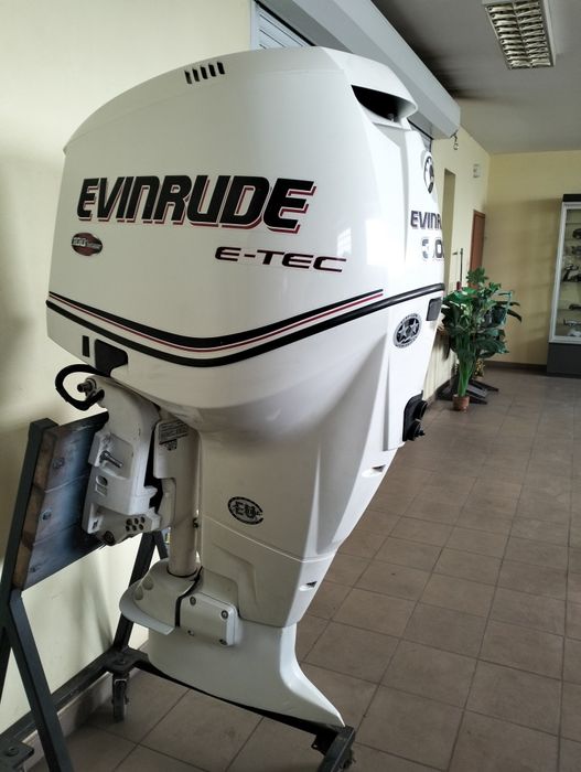 Evinrude Etec 300 Autoryzowany serwis silników zaburtowych