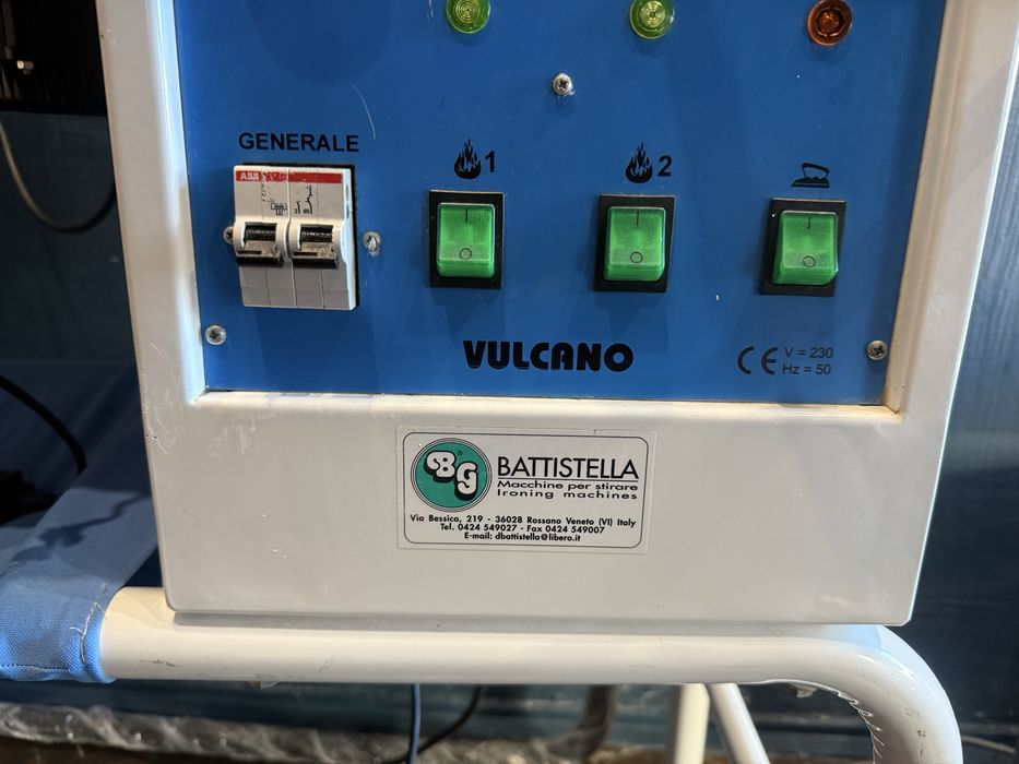 Продам професійну прасувальну станцію Battistella Vulcano (Італія)