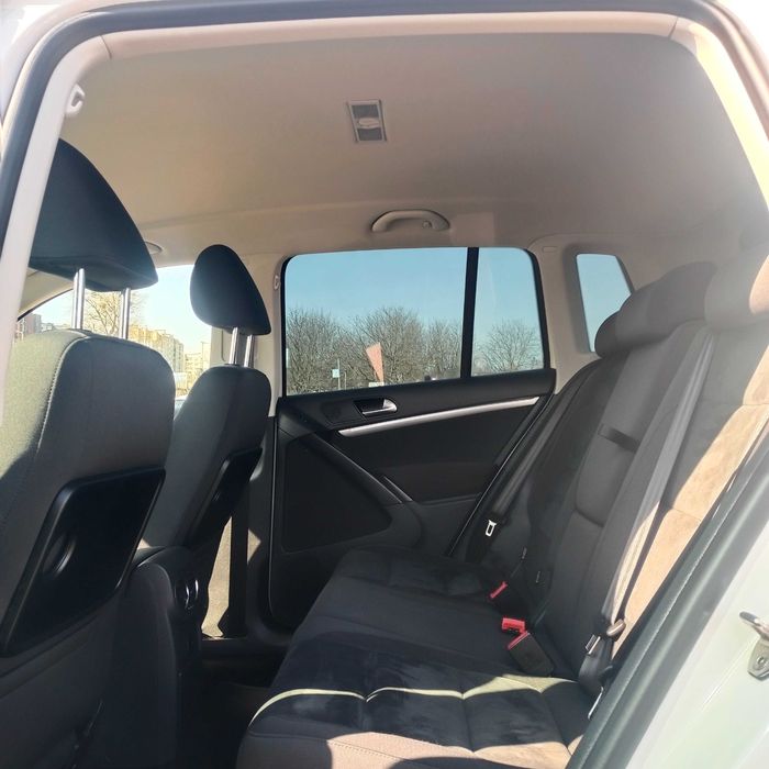 Оренда Прокат авто Volkswagen Tiguan Кросовер Подобово м. Хмельницький