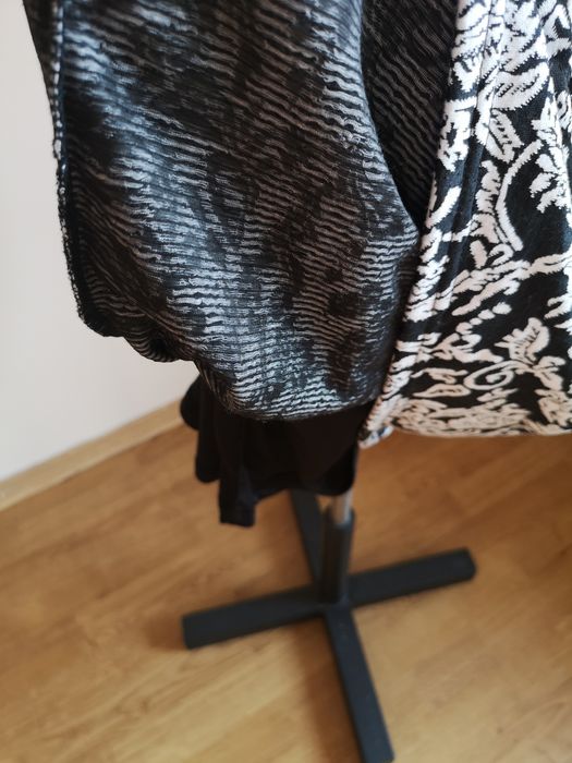 Sukienka czarna biała boho dekold v h 36 S zara elegancka