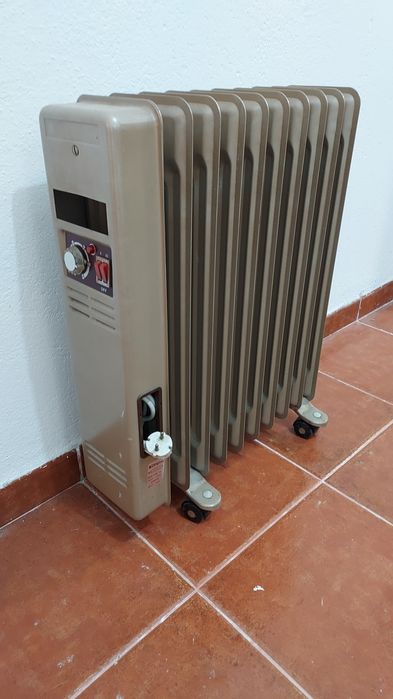 Aquecedor a óleo