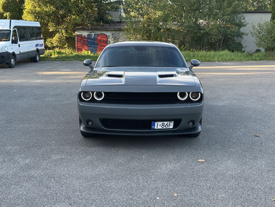 Dodge Challenger