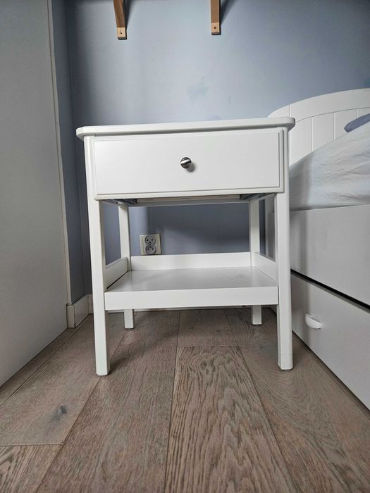 Stolik nocny IKEA TYSSEDAL