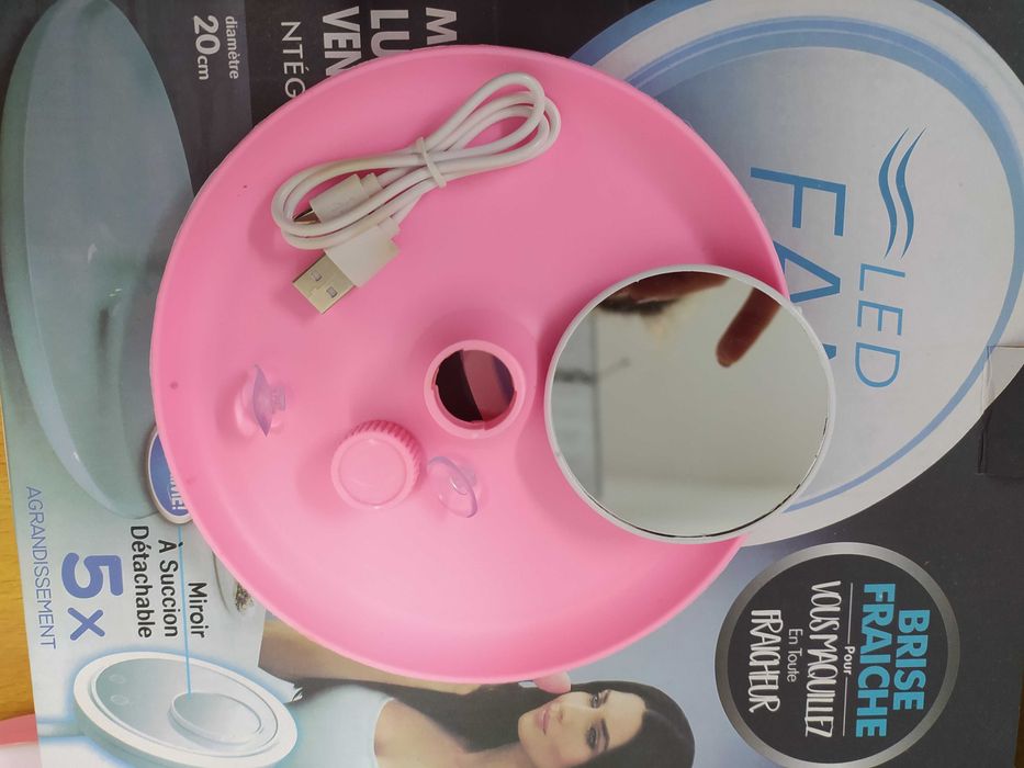 Espelho com luz LED e Ventoinha64398427862274122