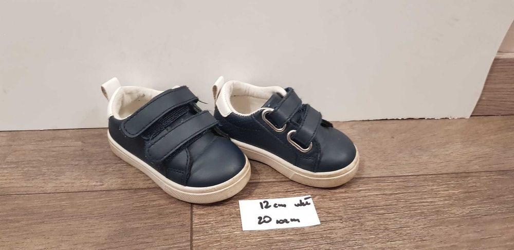 Buty buciki r 20