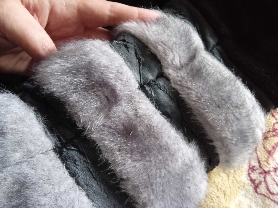 Шубка жіноча з штучного хутра