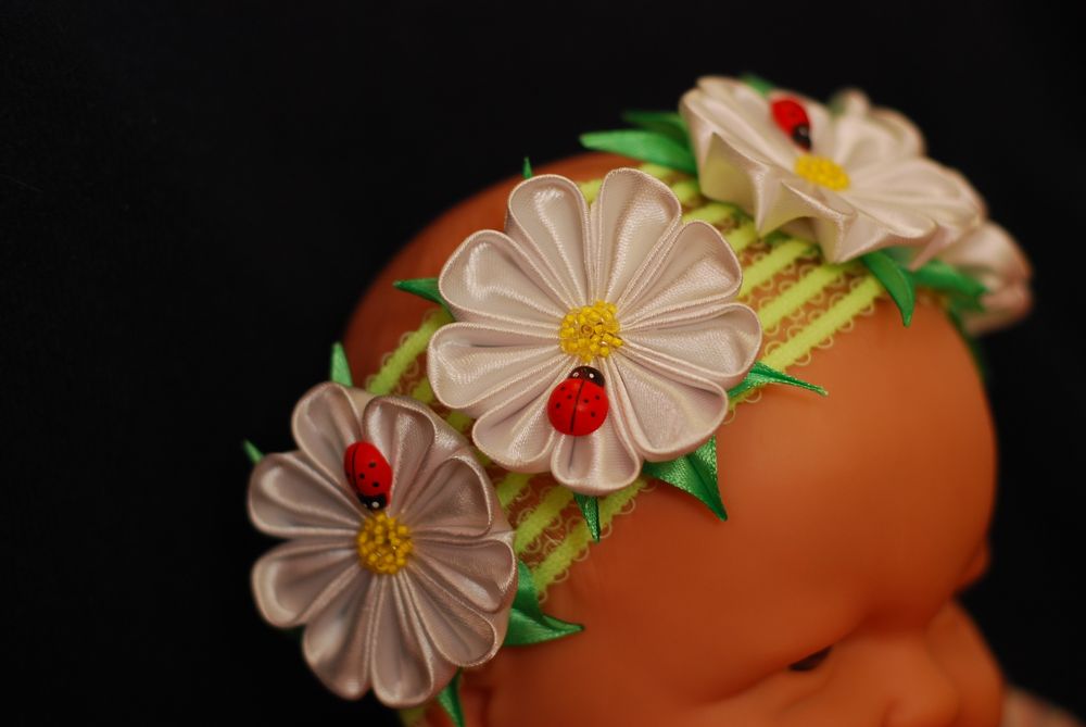 Заколки  ручной работы в технике Канзаши