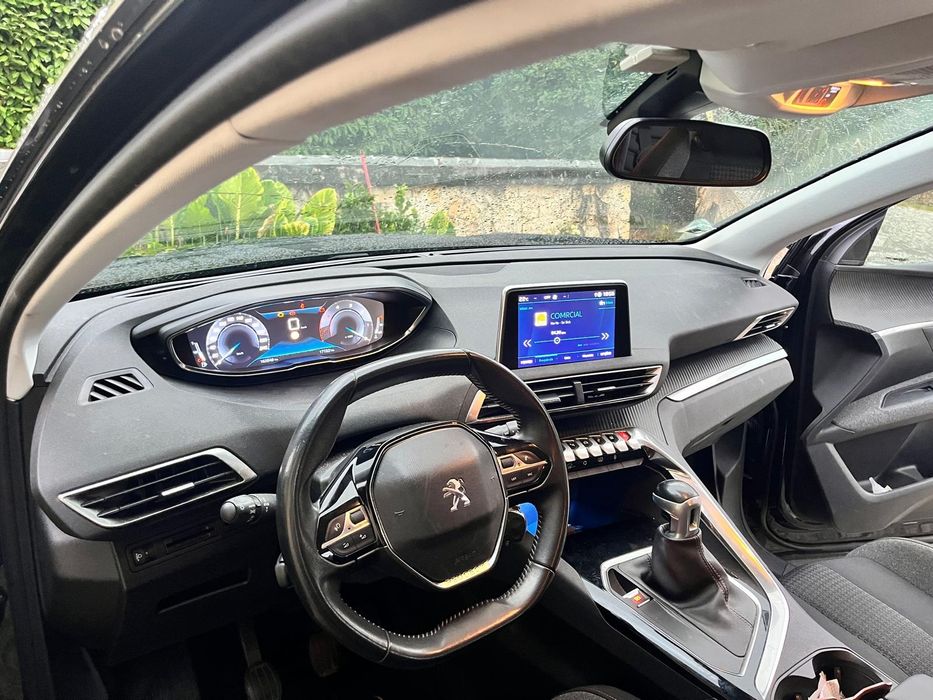 Peugeot 5008 - 2020