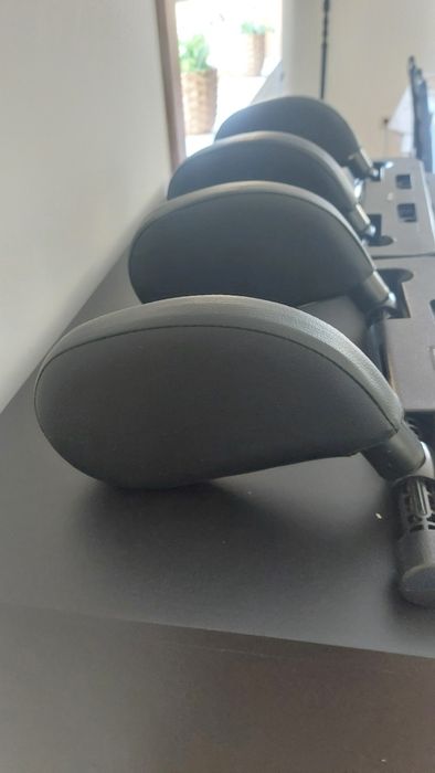Apoios de cabeça ajustável Norauto ( vendo individualmente)