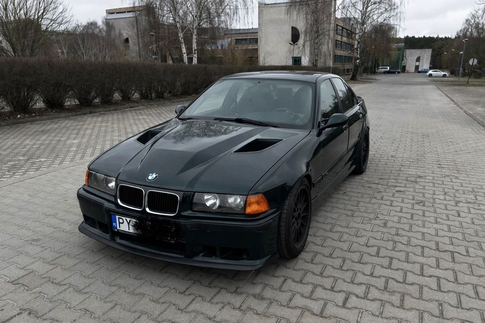 BMW Seria 3 BMW E36 V10 8.4 VIPER