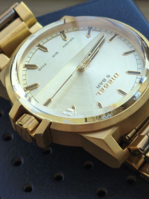 Zegarek DIESEL złoty używany