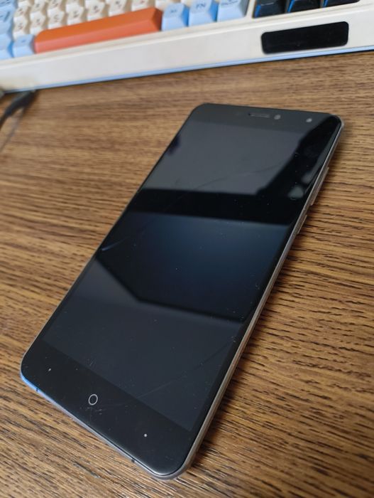 Смартфон робочій Doogee X7 Pro на Android 6