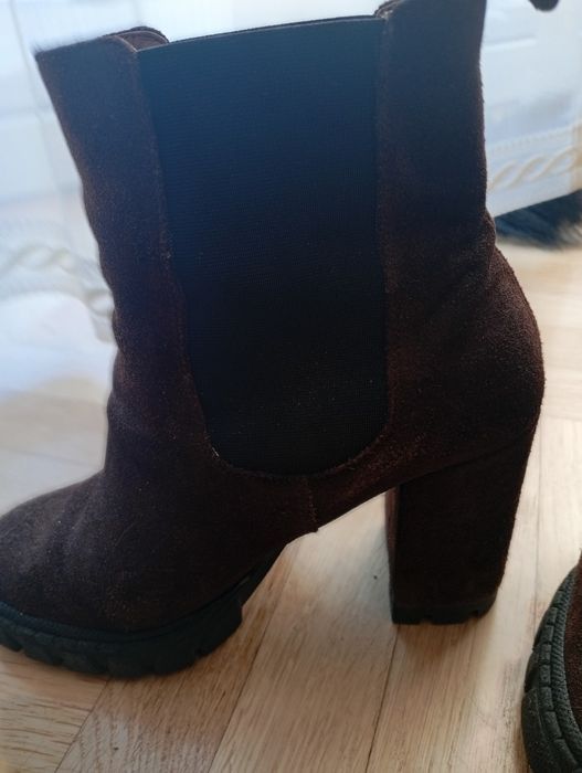 Botki zamszowe Calzado