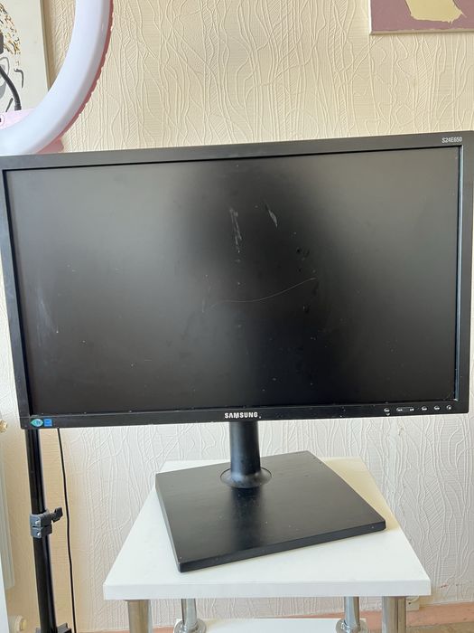 Монітор Samsung