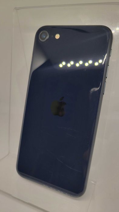 iphone se 3 - купити мобільні телефони та смартфони - Ціна на OLX.ua