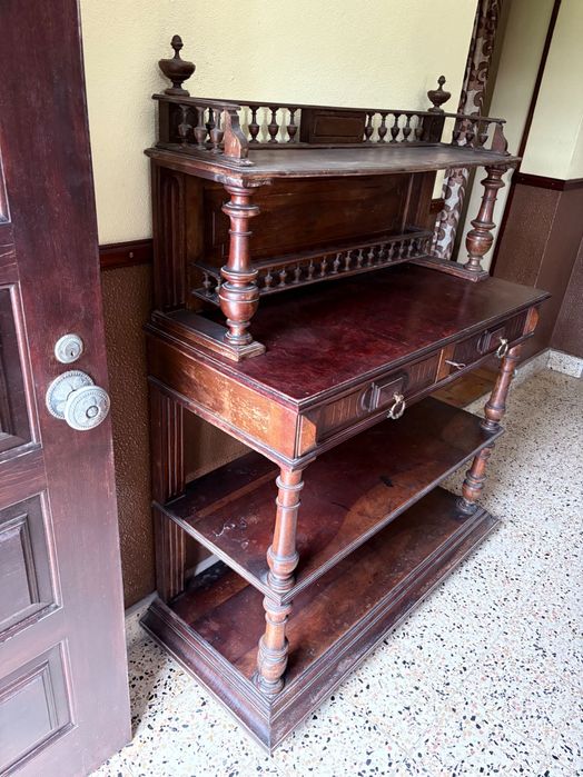 Móvel da sala antigo