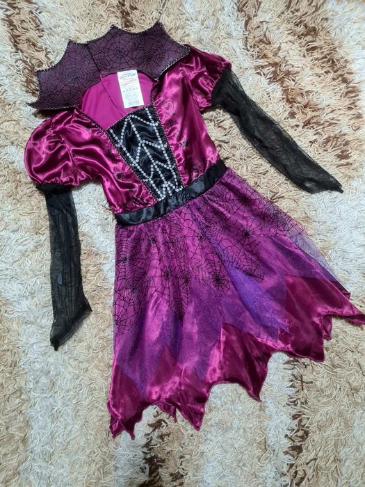 Костюми,сукні,плаття,Хелловін/Хеллоуин