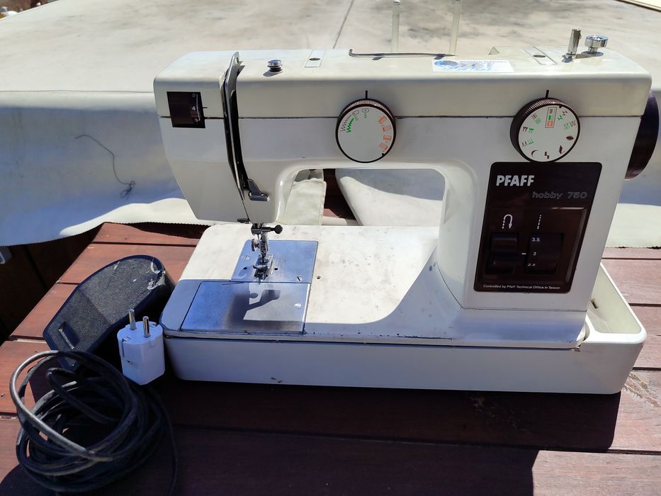 Máquina custura PFAFF