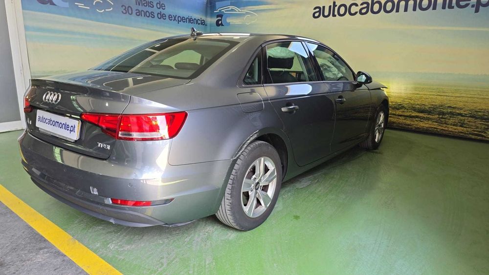 Audi A4 1.4 TFSI Cx Aut.  -  Salvado