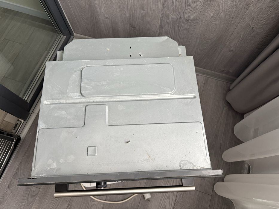 Електрична духова піч Siemens hb760560s