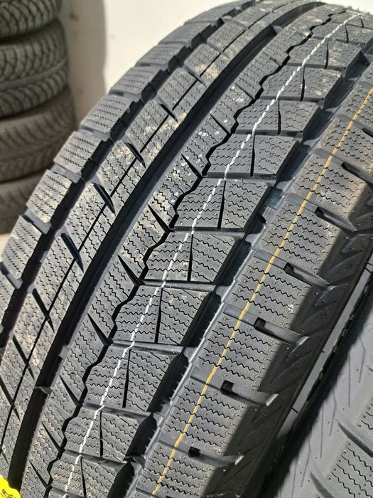 Шини колеса 235 60 R18 SONIX Snowrover 868 резина Зима нові 2025р.