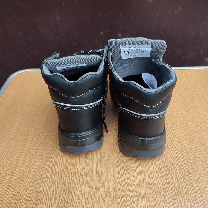 Buty do pracy nr 42