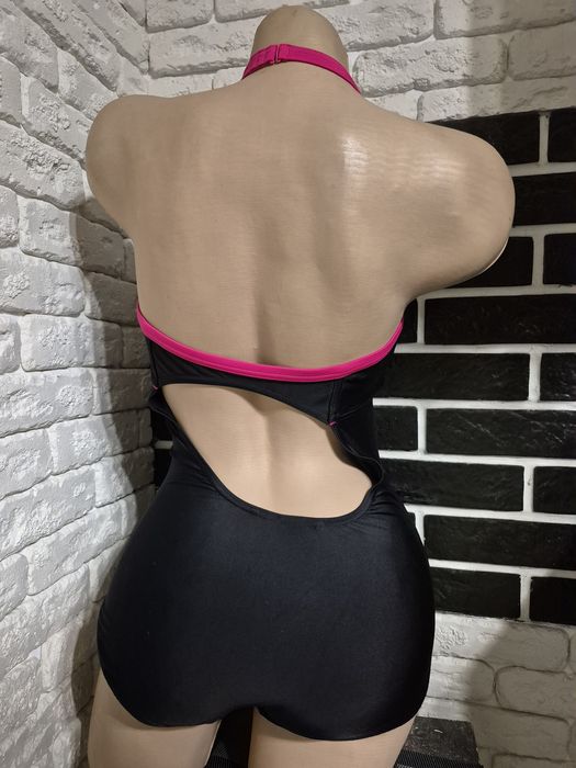 Купальники різні