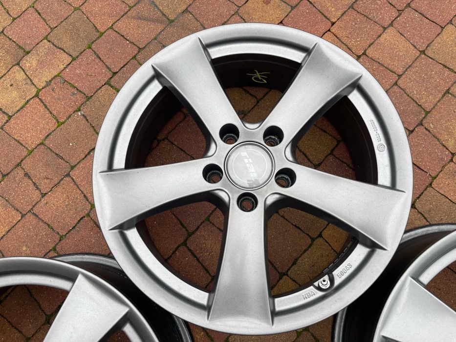 3755. Koła zimowe SsangYong Korando 5x112 215/65/17 Conti 8.8mm 2024r