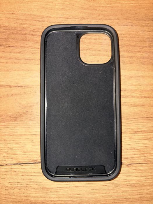 Etui Quad Lock iPhone 15
