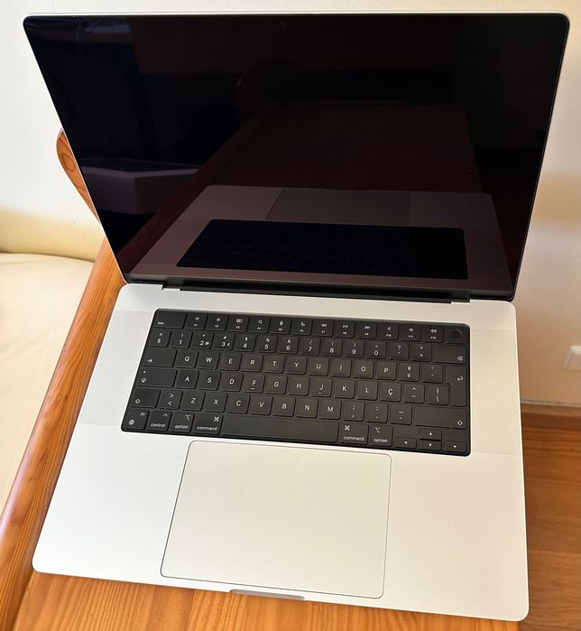 MacBook Pro M1 Pro 512GB - 16GB RAM 2021 16 polegadas462488384843304960