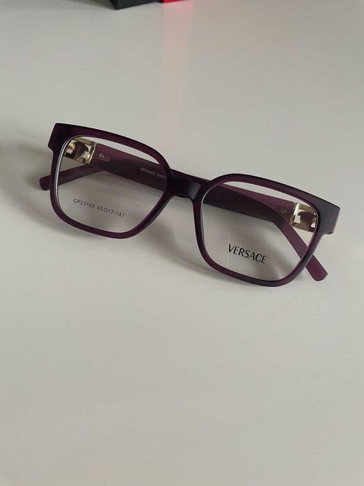 Stylowe, modne okulary oprawki, zerówki.