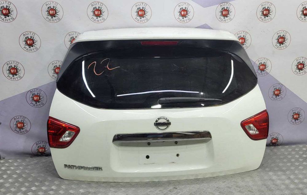 Кришка багажника на Nissan Pathfinder R52 2016 - 2021