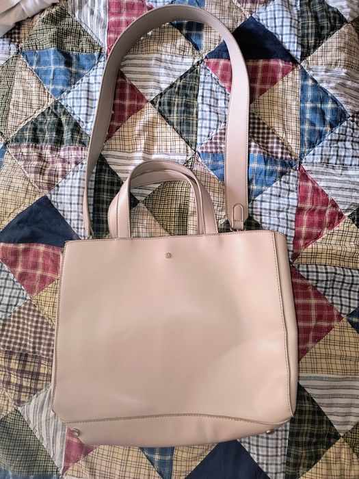 torebka shopper Reserved, skóra.;dwa uchwyty plus pasek na ramię,3 komory
